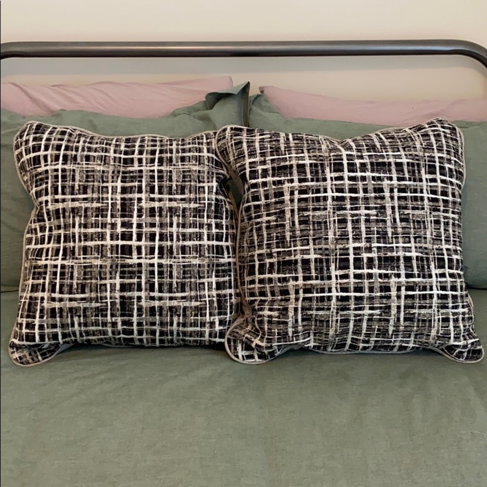 Throw Pillows